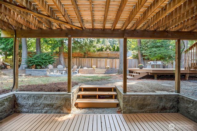 10716 127th Avenue NE, Kirkland, WA 98033