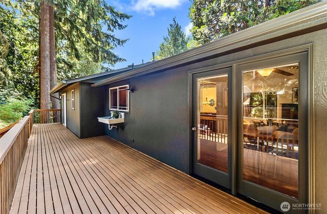 10716 127th Avenue NE, Kirkland, WA 98033