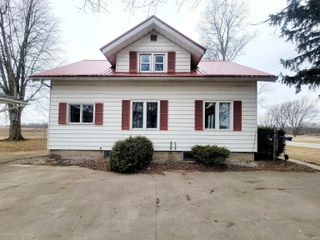 355 W Us Highway 6, Albion, IN 46701