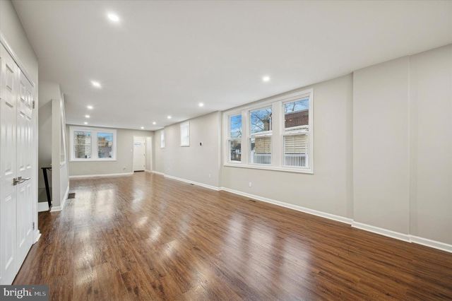 6416 N 15TH ST, Philadelphia, PA 19126
