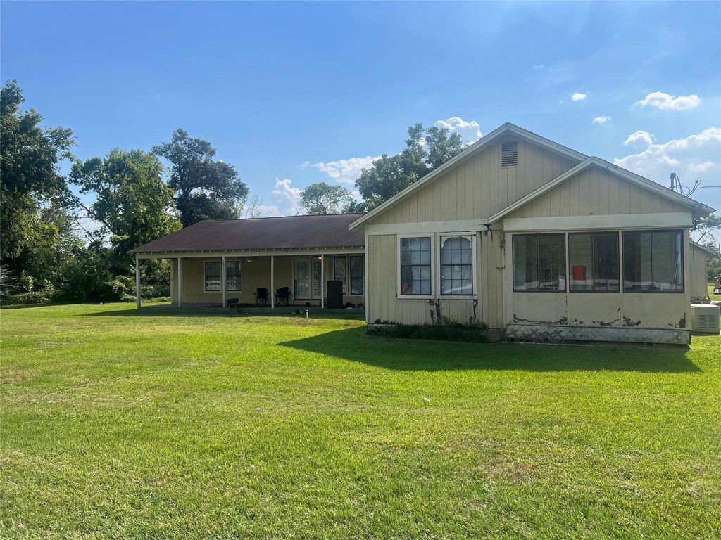 17102 River Road, Channelview, TX 77530