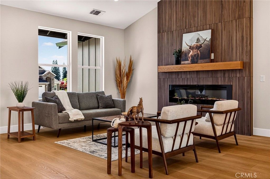 Image 14 of property listing at 1528 Forest, Paradise, CA 95969