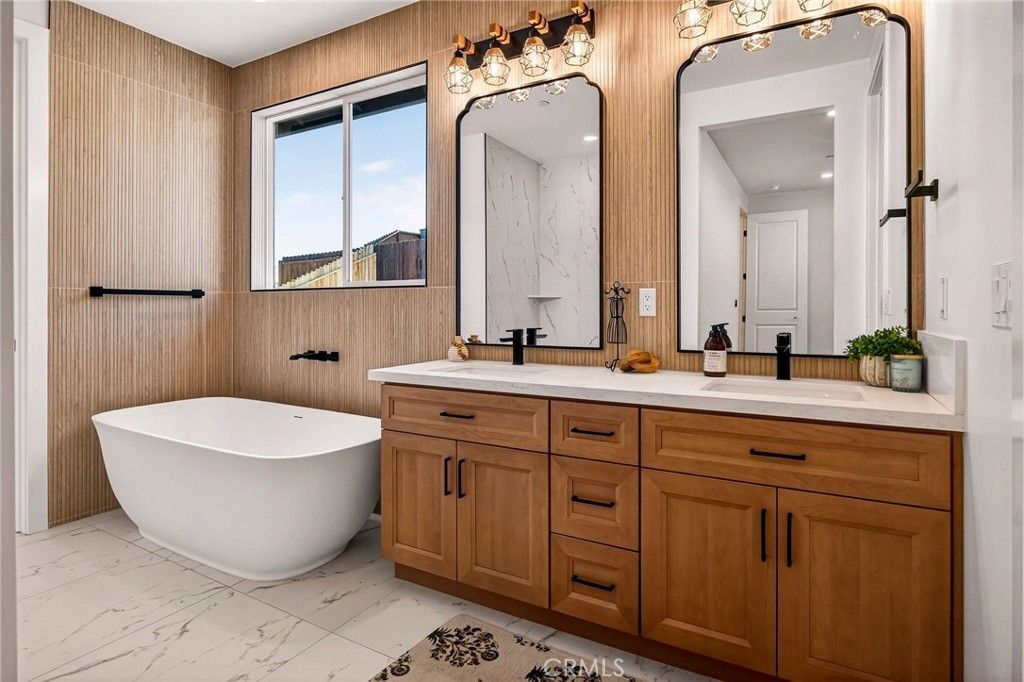 Image 23 of property listing at 1528 Forest, Paradise, CA 95969