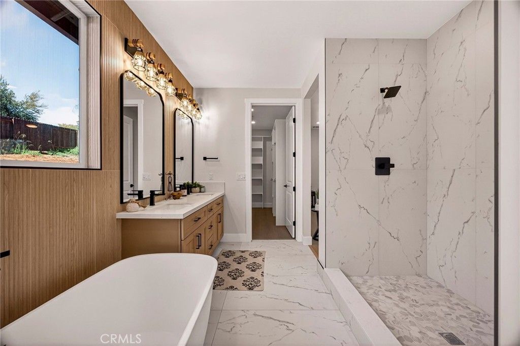 Image 25 of property listing at 1528 Forest, Paradise, CA 95969