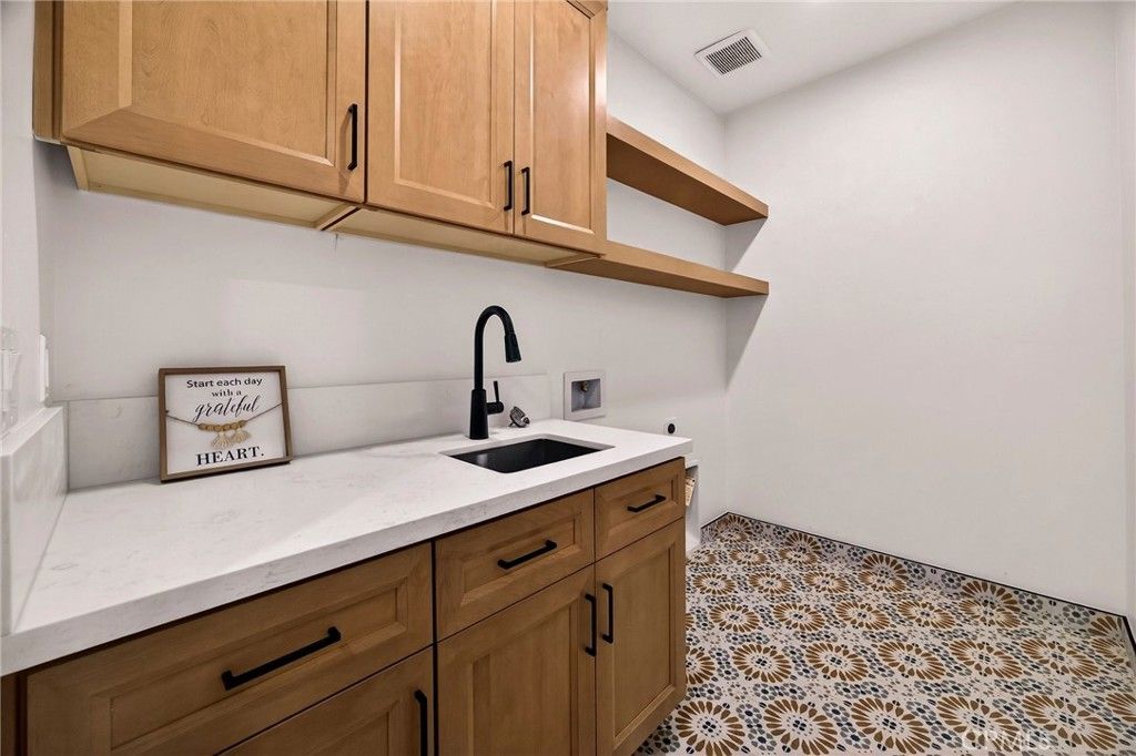 Image 34 of property listing at 1528 Forest, Paradise, CA 95969