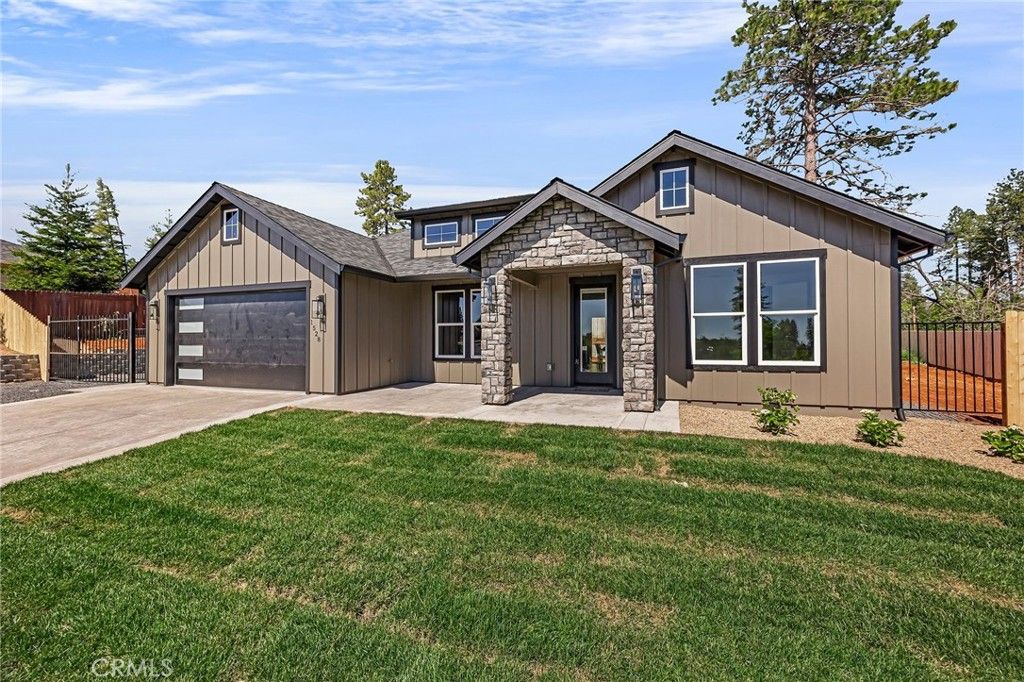 Image 9 of property listing at 1528 Forest, Paradise, CA 95969