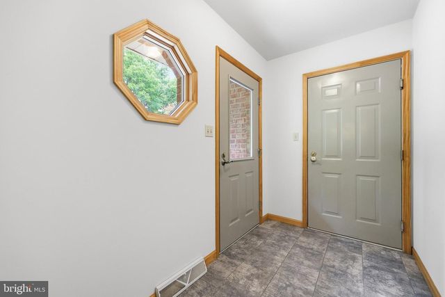 19570 LEITERSBURG PIKE, Hagerstown, MD 21742