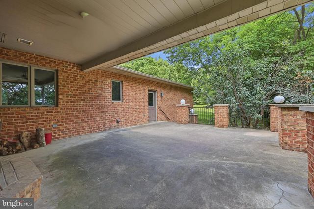 19570 LEITERSBURG PIKE, Hagerstown, MD 21742