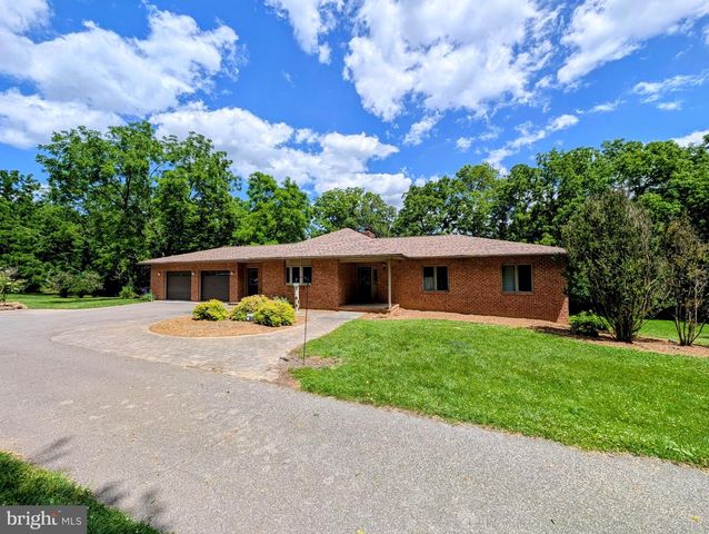 19570 LEITERSBURG PIKE, Hagerstown, MD 21742