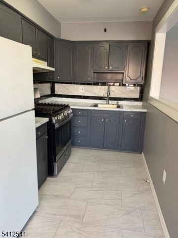 432 Trenton Ave 9, Paterson City, NJ 07503