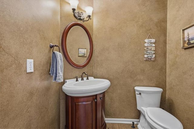 14531 S Kaw Drive, Olathe, KS 66062