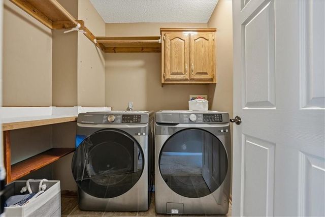 14531 S Kaw Drive, Olathe, KS 66062