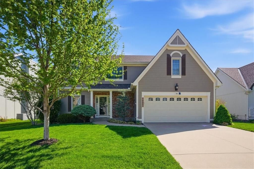 14531 S Kaw Drive, Olathe, KS 66062