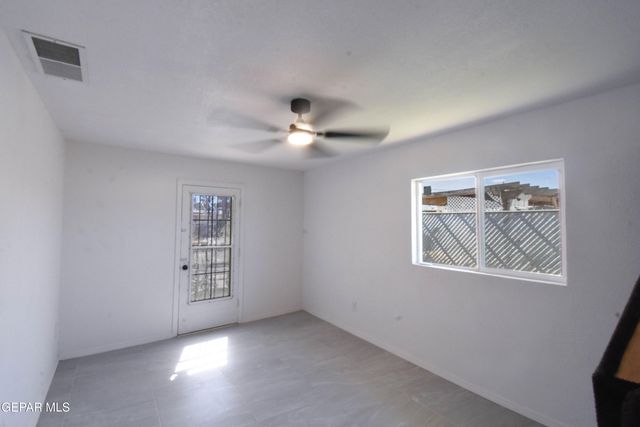 1414 DENNIS Circle, El Paso, TX 79925