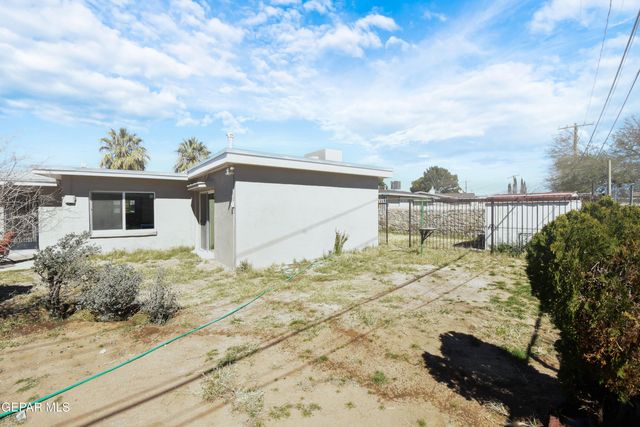 1414 DENNIS Circle, El Paso, TX 79925