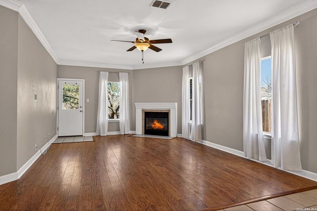 2135 Shoreham, San Antonio, TX 78260