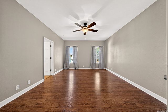 2135 Shoreham, San Antonio, TX 78260