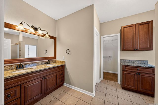 2135 Shoreham, San Antonio, TX 78260