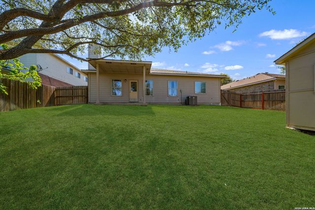 2135 Shoreham, San Antonio, TX 78260