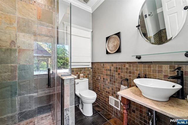 30 Olney Road, Mahwah, NJ 07430