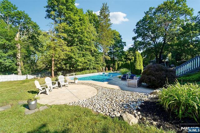 30 Olney Road, Mahwah, NJ 07430