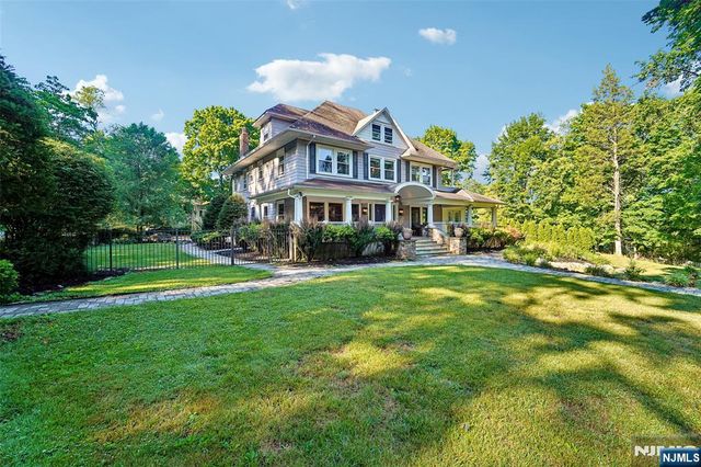 30 Olney Road, Mahwah, NJ 07430
