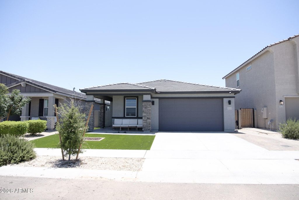18143 W Paraiso Drive, Surprise, AZ 85387 — exterior