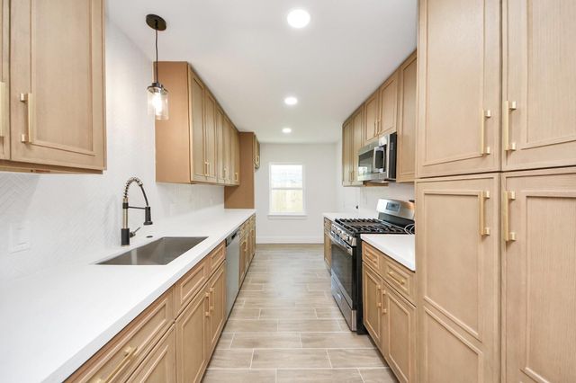 12534 Versailles Drive, Houston, TX 77015