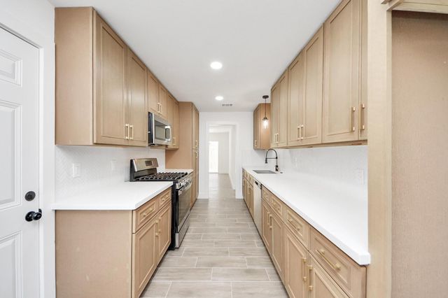 12534 Versailles Drive, Houston, TX 77015