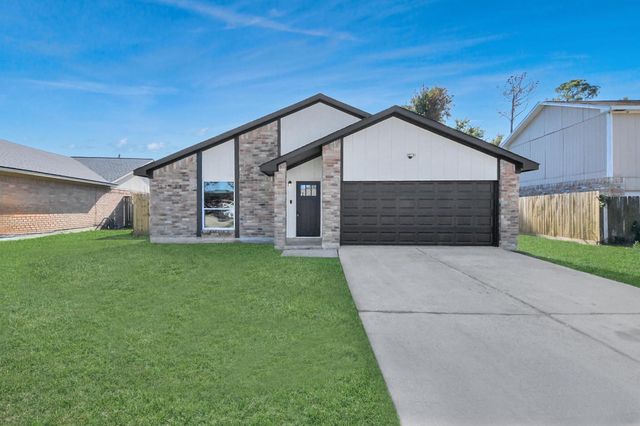 12534 Versailles Drive, Houston, TX 77015