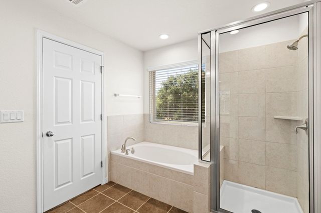 105 Lewisville LN, Leander, TX 78641