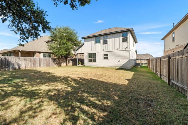 105 Lewisville LN, Leander, TX 78641