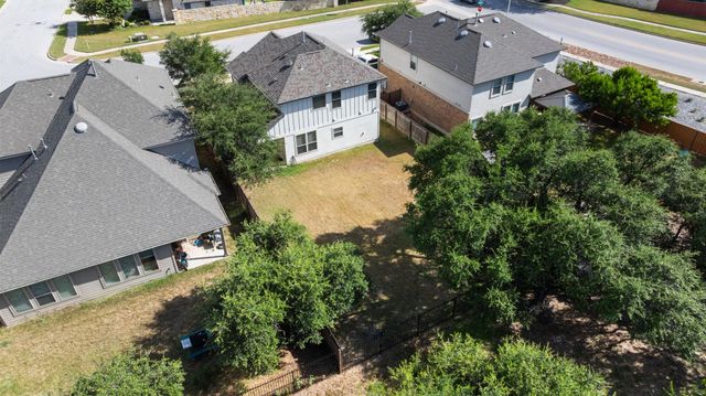 105 Lewisville LN, Leander, TX 78641