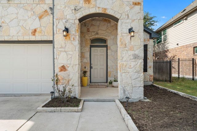 105 Lewisville LN, Leander, TX 78641