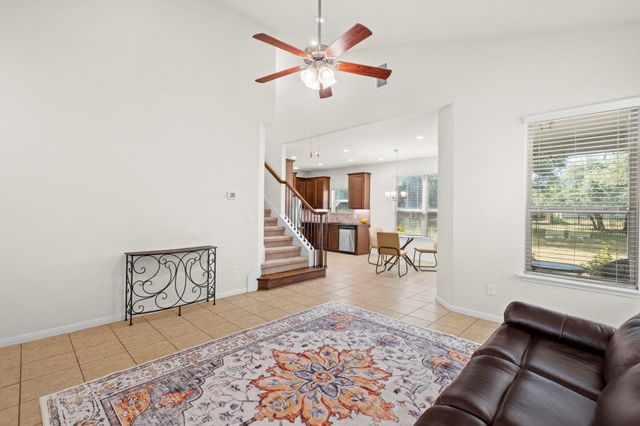 105 Lewisville LN, Leander, TX 78641