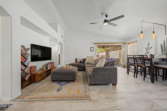 1820 S BRIGHTON Circle, Mesa, AZ 85209