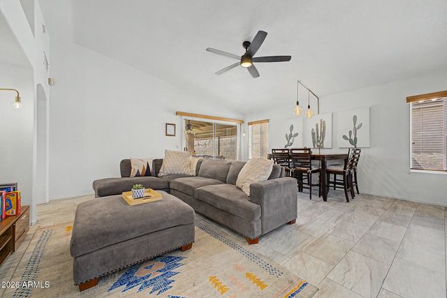 1820 S BRIGHTON Circle, Mesa, AZ 85209