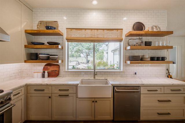 1600 Historic Lane, Cross Roads, TX 76227