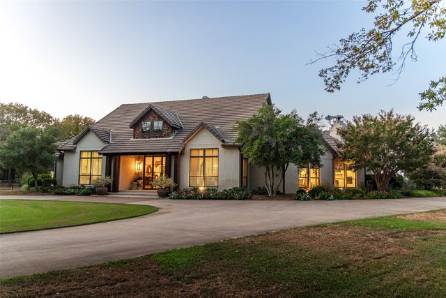 1600 Historic Lane, Cross Roads, TX 76227