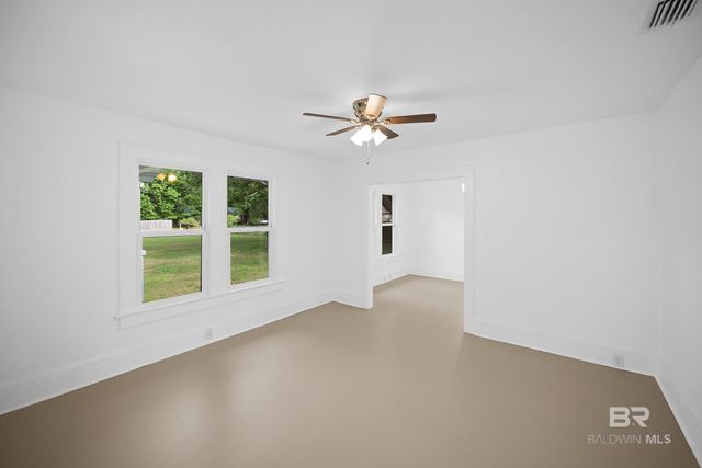 5107 St Alban Avenue, Loxley, AL 36549