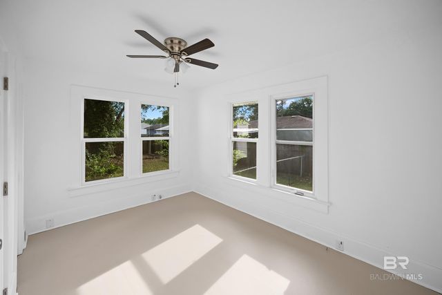 5107 St Alban Avenue, Loxley, AL 36549