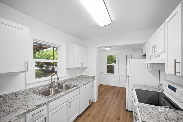 5107 St Alban Avenue, Loxley, AL 36549