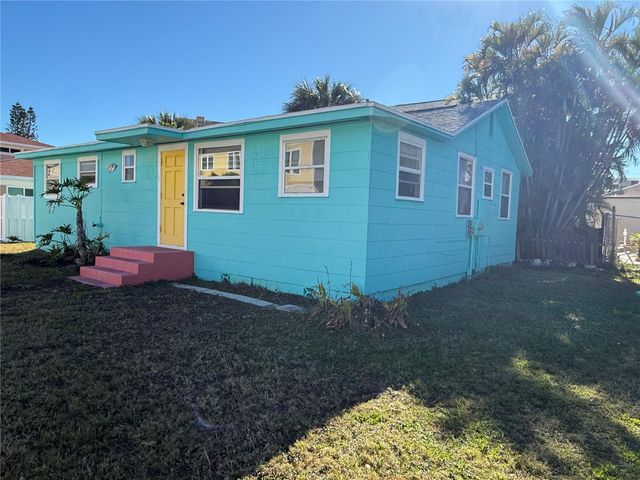 18104 2ND STREET E, Redington Shores, FL 33708