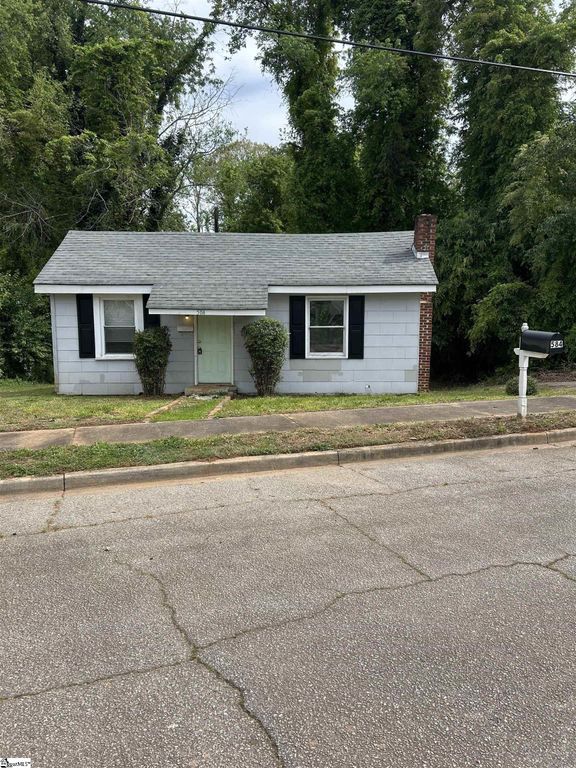 584 Wildwood Drive, Spartanburg, SC 29306