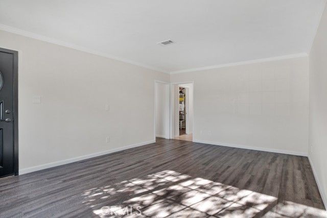 7635 Fallbrook Avenue, West Hills (los Angeles), CA 91304