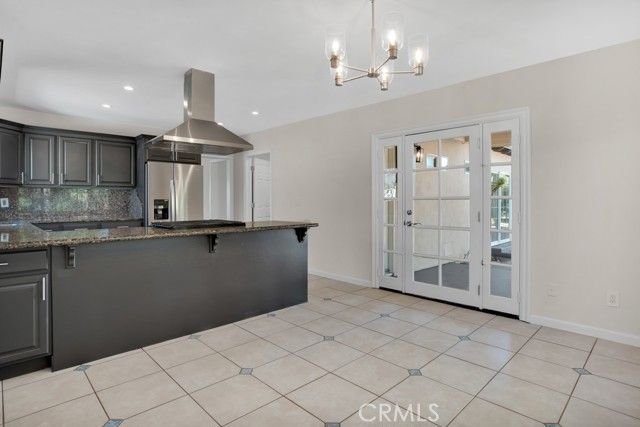 7635 Fallbrook Avenue, West Hills (los Angeles), CA 91304