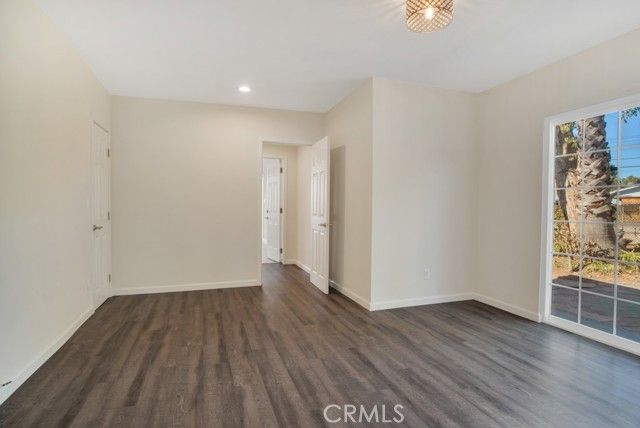 7635 Fallbrook Avenue, West Hills (los Angeles), CA 91304