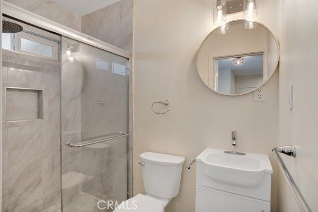 7635 Fallbrook Avenue, West Hills (los Angeles), CA 91304