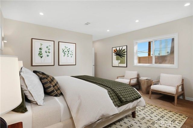 7635 Fallbrook Avenue, West Hills (los Angeles), CA 91304