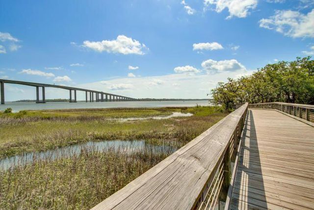 200 River Landing Drive D202, Daniel Island, SC 29492